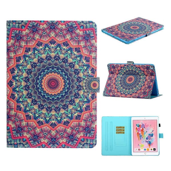 iPad 10.2 (2019) trendy mønstered læder flip etui - Rød Kaleidoscope Multicolor