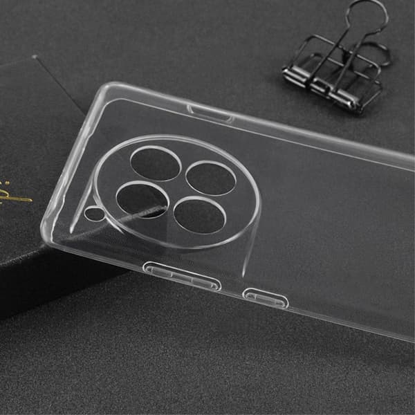 Erittäin ohut läpinäkyvä kotelo OnePlus 12R / OnePlus Ace 3 Transparent