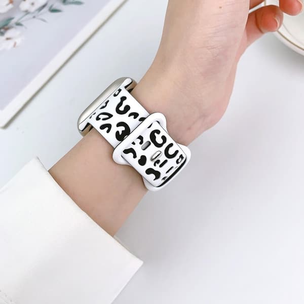 Apple Watch Series 49mm - 45mm - 44mm - 42mm Leopard Silicone Strap - White+Black White