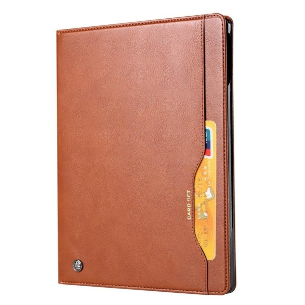 iPad Air (2020) durable leather flip case - Brown Brown