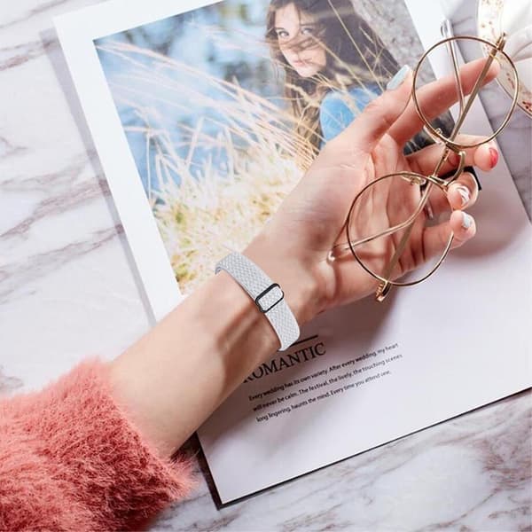 Fitbit Luxe elastisk klokkerem i nylon - Hvit White