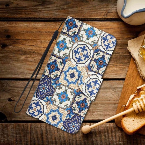 Wonderland Samsung Galaxy S22 Ultra flip etui - Retro Totem Multicolor