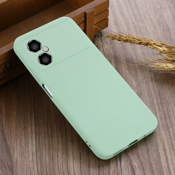 Matt flytende silikondeksel for Xiaomi Poco M4 5G - Grønn Green