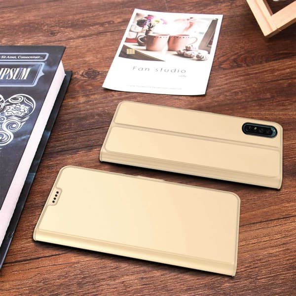 Glatt og tynt premium PU-skinnetui for Sony Xperia 5 III - Gull Gold