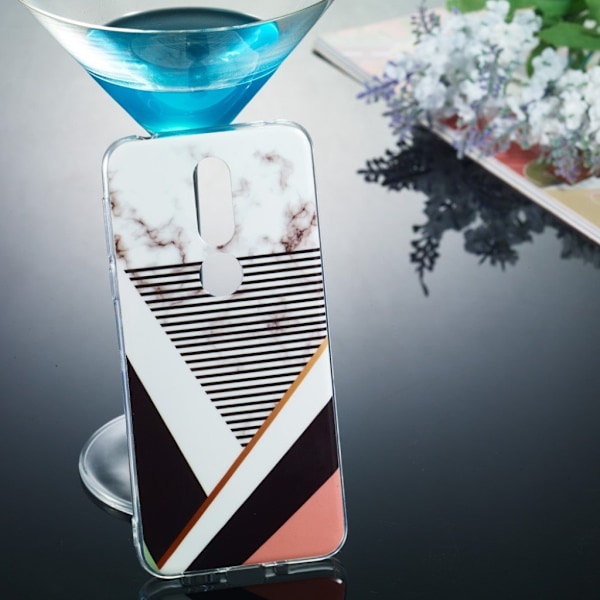 Marmormotiv Nokia 7.1 skal - Randigt Mönster I Marmor multifärg