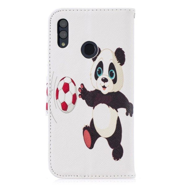 Wonderland Huawei P Smart 2019 etui - Panda Spiller Fodbold Multicolor