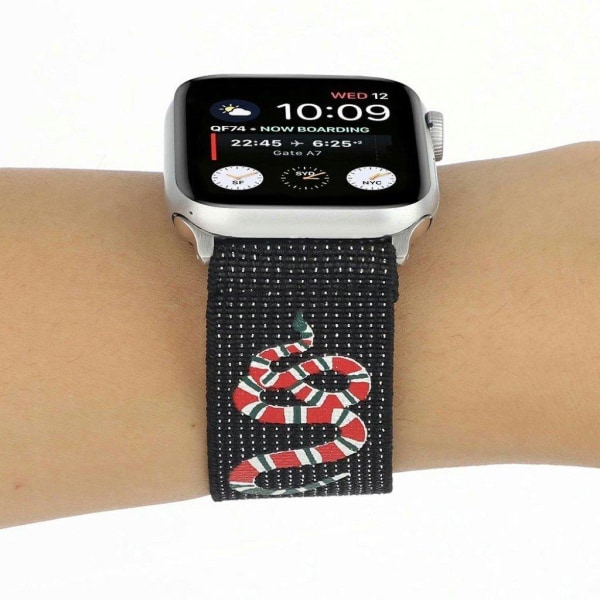Apple Watch Series 6 / 5 40mm trasa mönster klockarmband - Milk multifärg