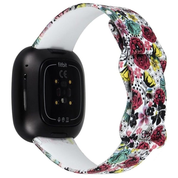 Fitbit Sense 2 / Versa 4 klockarmband i silikon med coolt mönster - Rosor Och Daises multifärg