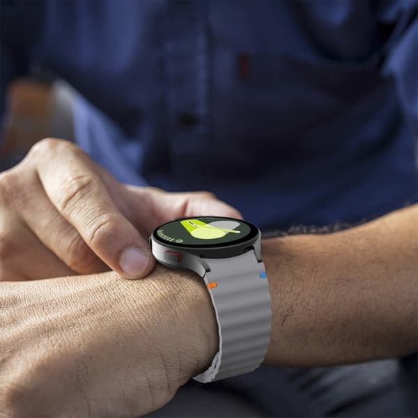 Samsung Galaxy Watch 20mm klockarmband med vågformad design Stitching Line Dekor Silikonarmband - Grå Silvergrå