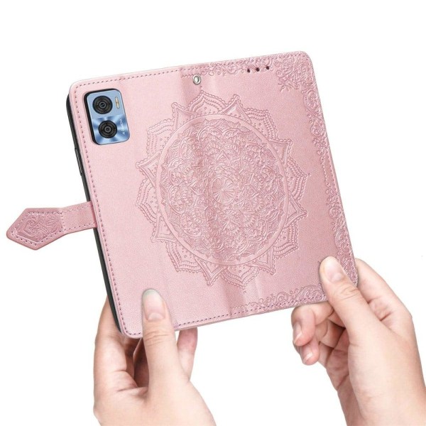 Mandala Motorola Moto E22 / E22i Flip Etui - Grå Silver grey