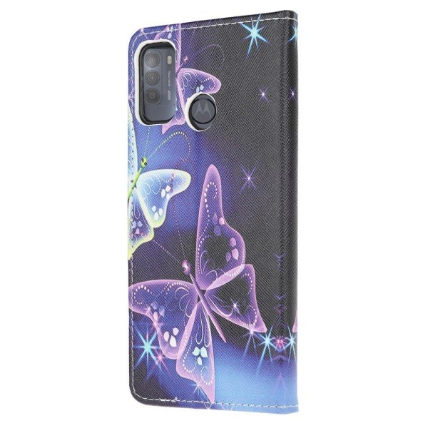 Wonderland Motorola Moto G50 Flip etui - Lille sommerfugl Purple