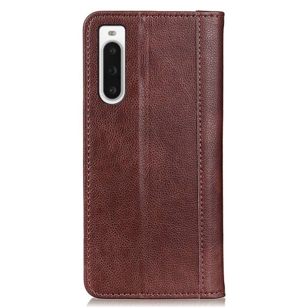 Sony Xperia 10 V ægte læderetui med magnetisk lukning - Brun Brown