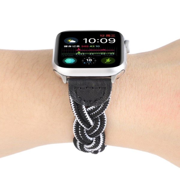 Apple Watch Series 6 / 5 44mm woven braid watch band - Black / White Camouflage Svart