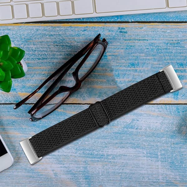 Fitbit Charge 3 nylon urheilutyylinen ranneke - Musta Black