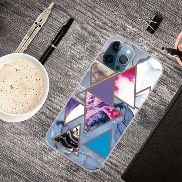Marmormotiv iPhone 14 Pro skal - Triangelmönster I Marmor multifärg