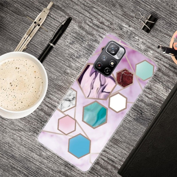 Marble  Xiaomi Redmi Note 11T 5G Etui - Sekskant Fragmenter i Lilla Multicolor