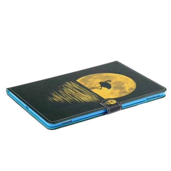 iPad 10.2 (2019) trendy patterned leather flip case - Moon and C multifärg