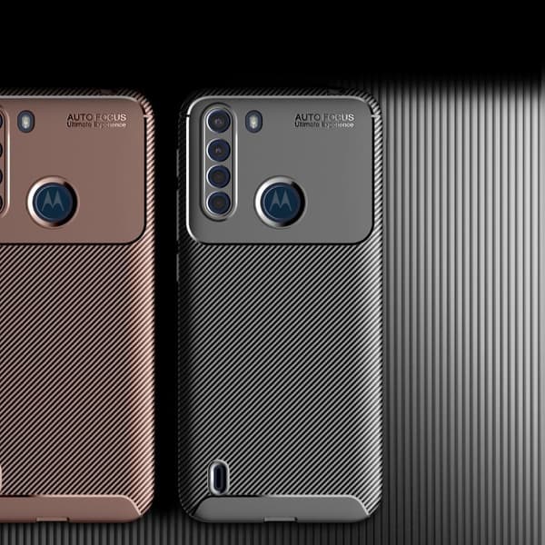 Carbon Shield Motorola One Fusion kotelot - Ruskea Brown