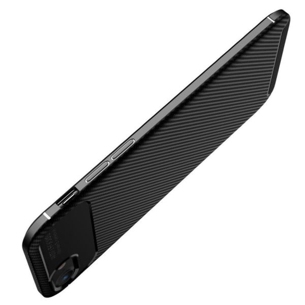 Carbon Shield iPhone SE 2020 kuoret - Musta Black
