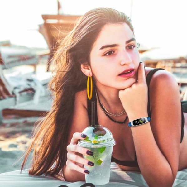 Samsung Galaxy Fit e klockarmband i läder med krokodilstruktur - Mörkblå Blå