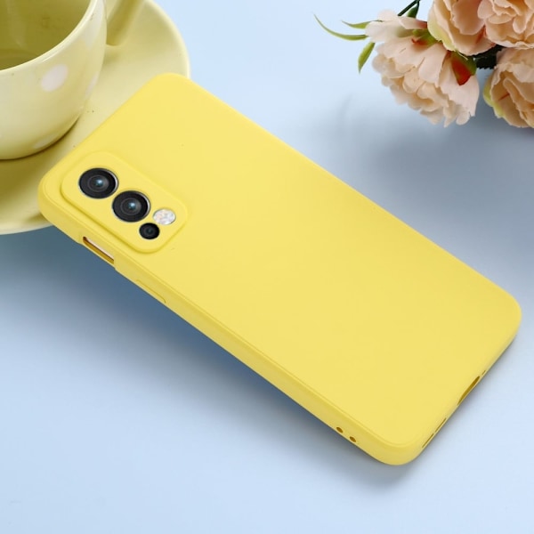 Matte Liquid OnePlus Nord 2 5G silikone cover - Gul Yellow