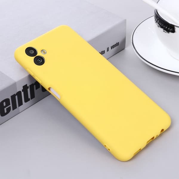 Matte Liquid silikone cover til Samsung Galaxy M13 5G - Gul Yellow