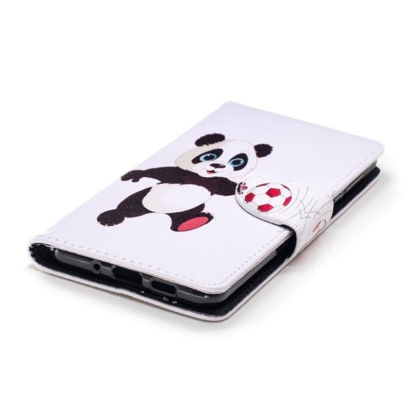 Wonderland Nokia 3.1 kotelot  - Panda Pelaa Jalkapalloa White