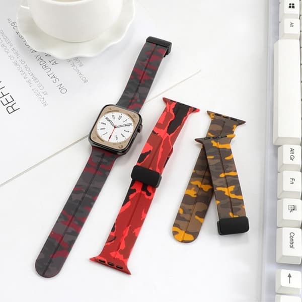 Apple Watch Series 8 (41mm) silikoniranneke - Musta Black