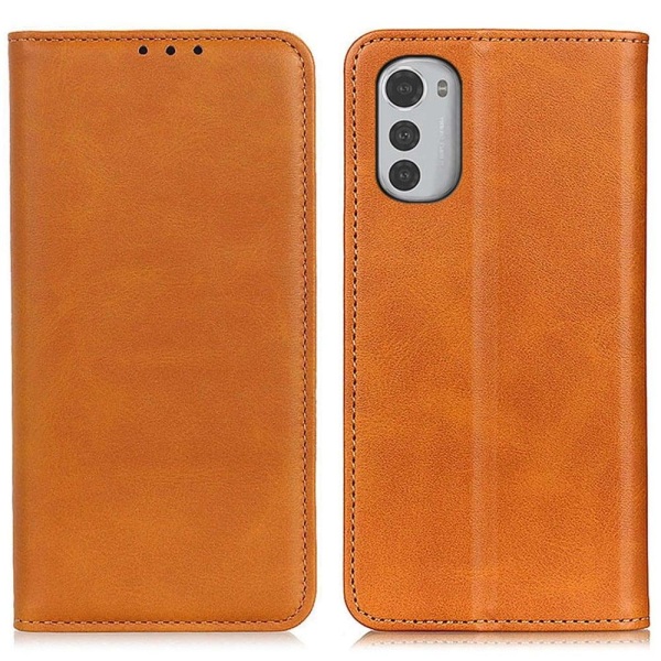 Wallet-style genuine leather flipcase for Motorola Moto E32 - Br Brown