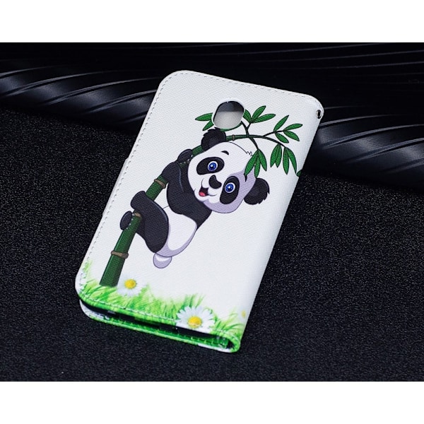 Samsung Galaxy J7 (2017) Charmerende læder etui - Panda i træ Multicolor