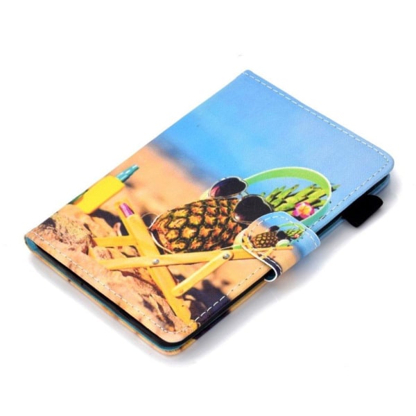 Amazon Kindle (2019) patterned leather case - Pineapple Multicolor