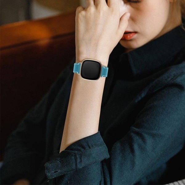 Fitbit Sense / Versa 3 genuine leather watch strap - Blue Blå