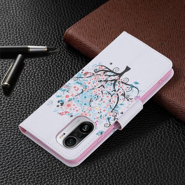 Wonderland Xiaomi Mi 11i / K40 Pro Plus / Poco F3 Flippetui - Blomstret Tre Multicolor