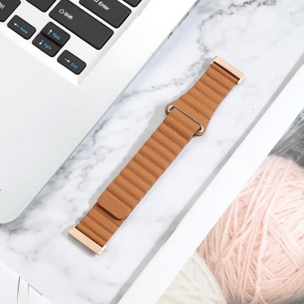 Fitbit Versa 3 urrem i ekte skinn - Brun Brown