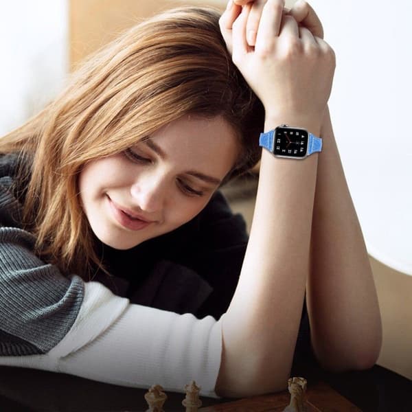 Apple Watch Series 5 44mm bling klockarmband i äkta läder - Blå Blå