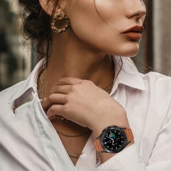 Pebble 2 / SE 2 / Time Round Large Urrem i ægte læder - Brun Brown