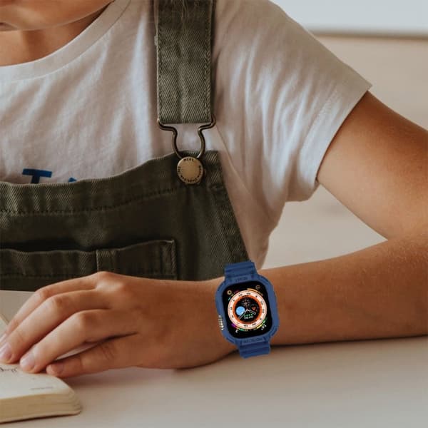 Apple Watch Ultra -suojakellon hihna ja suojus - Vaalean Harmaa Silver grey