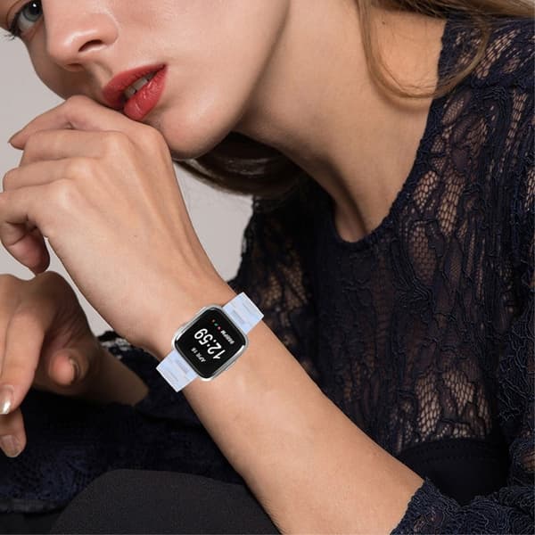 Fitbit Versa 2 / Versa Lite hurtigutløsende klokkerem av harpiks - Blå Blue
