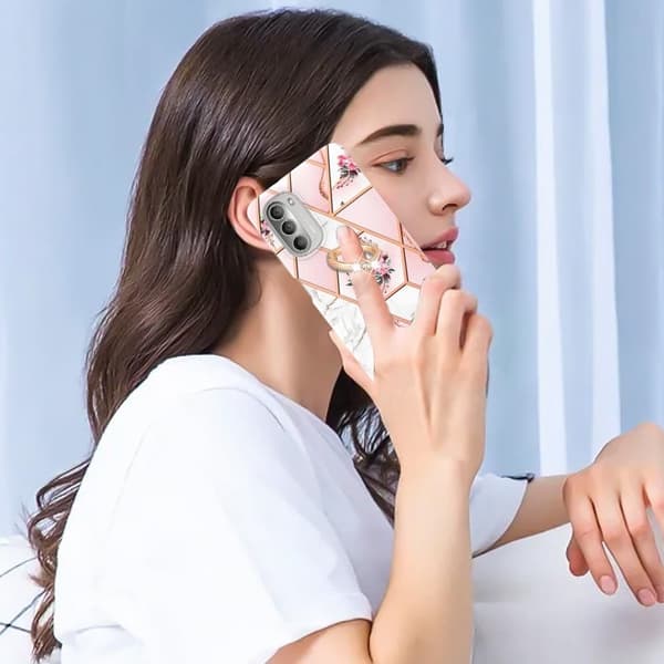 Marble Mønstret Cover med Ring Holder til Motorola Moto G51 5G - Lyserøde Blomster Pink