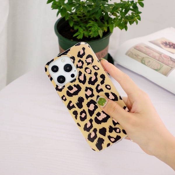 Marmormotiv iPhone 15 Pro skal - Galvaniserat Leopardmönster Brun