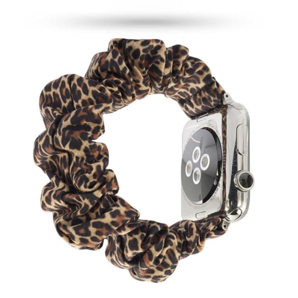 Apple Watch Series 5 44mm trasa mönster klockarmband - brun leop Brun