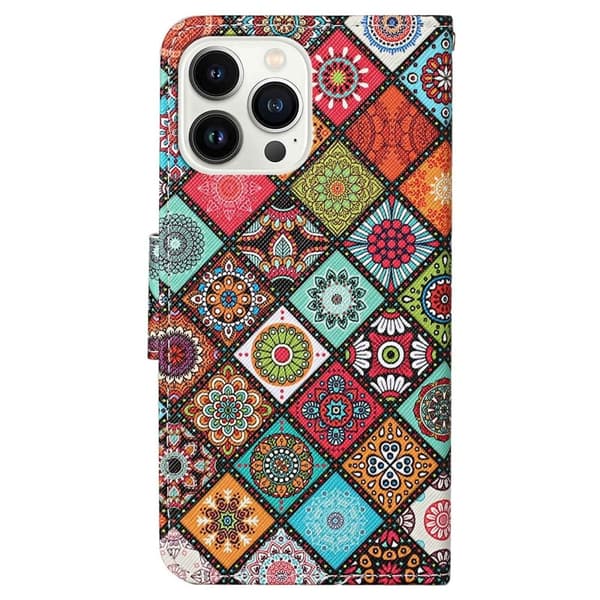 Wonderland iPhone 14 Pro Läppäkotelo - Ethnic Style Multicolor