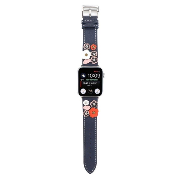 Apple Watch Series 5 44mm klockarmband i äkta läder med blomsterdekor - Mörkblå multifärg