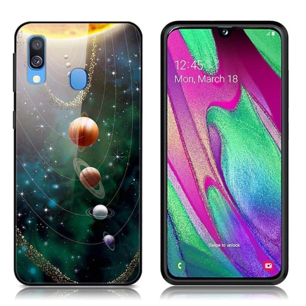 Fantasy Samsung Galaxy A40 skal - Planeter multifärg