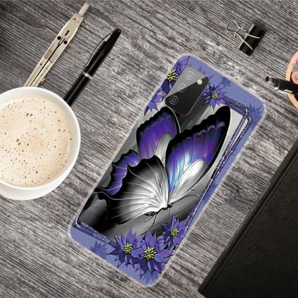 Butterfly Samsung Galaxy A02s nahkakotelo - Perhonen Purple