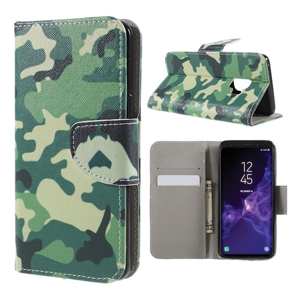 Samsung Galaxy S9 mønstret grynet PU læder flip etui - Camouflage Stof Green