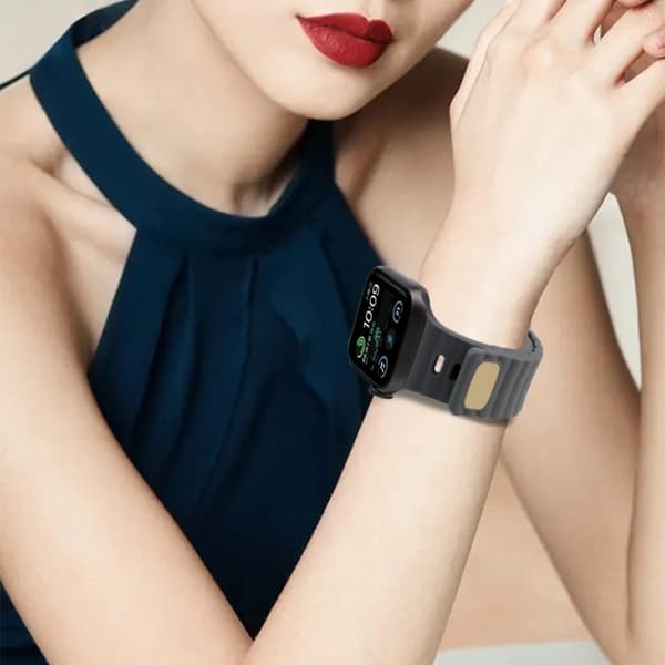 Apple Watch Series 8 (45mm) / Watch Ultra silikoneurrem med knap - Grå Silver grey