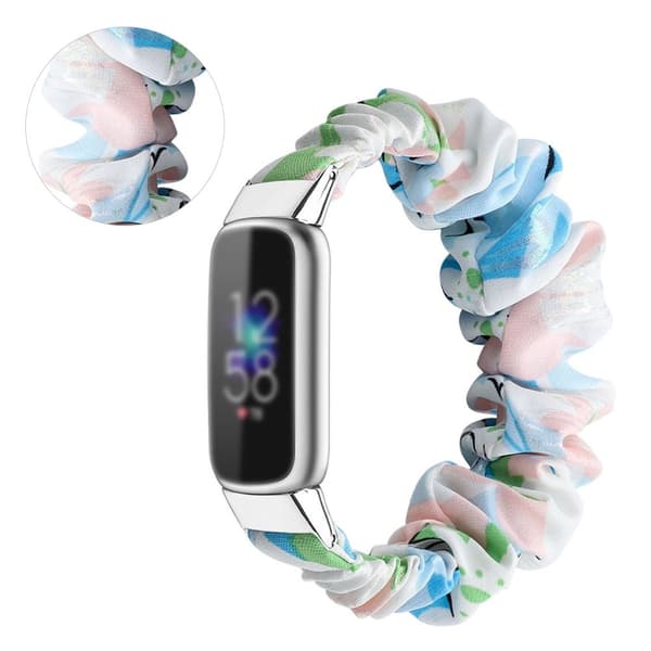 Fitbit Luxe moderiktigt elastiskt klockarmband i scrunchie-stil - Ljusblå Fjärilsbronzering / Storlek: S multifärg