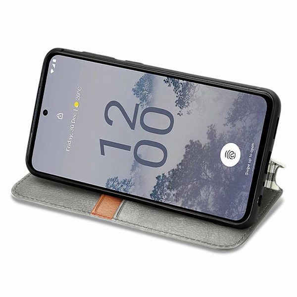 Læder Etui med A Stilfuldt Rhombus Tryk til Nokia X30 - Grå Silver grey