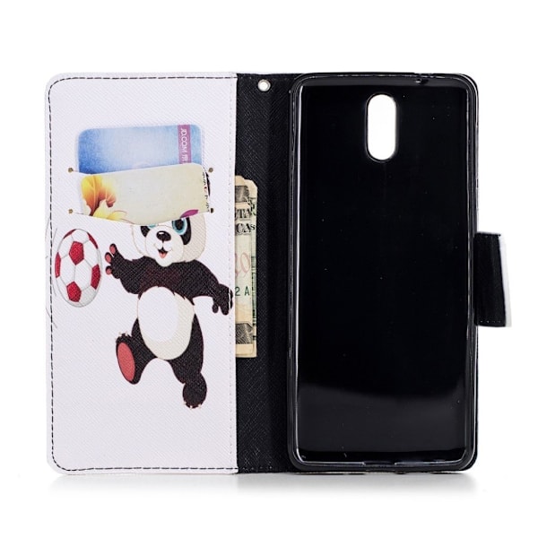 Wonderland Nokia 3.1 kotelot  - Panda Pelaa Jalkapalloa White
